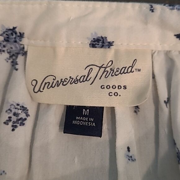 Universal thread sz M button front shirt - Picture 8 of 10
